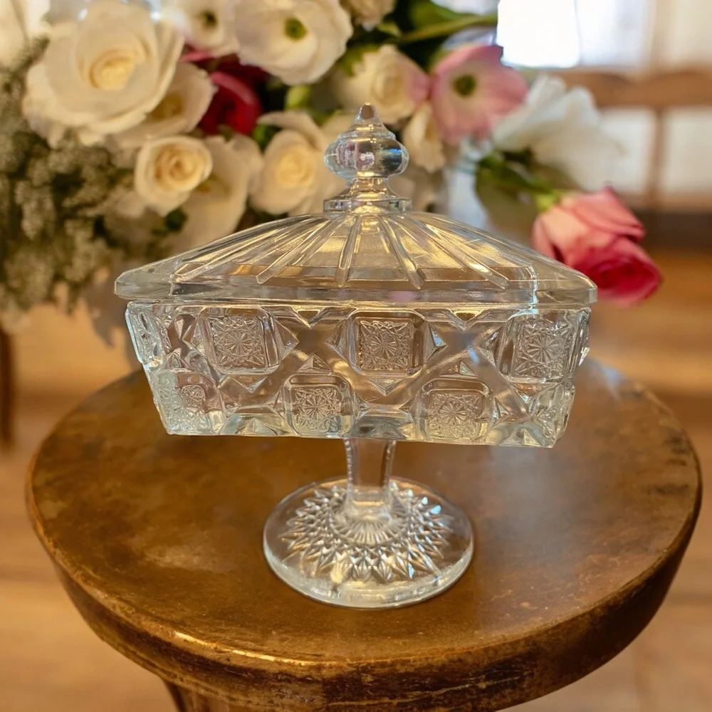 VTG EAPG Westmoreland Checkerboard Bridal Rosette Square Covered Candy Dish 7